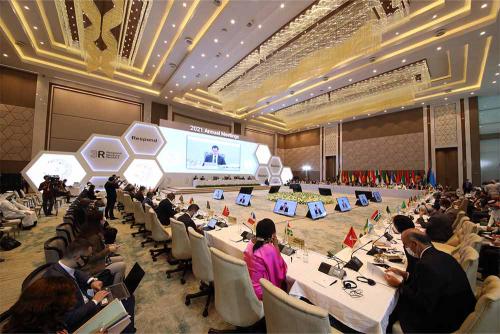 roundtable_0004_0N7A2936