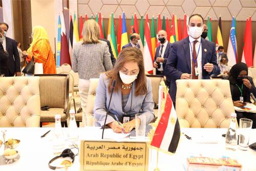 roundtable_0011_0N7A2908