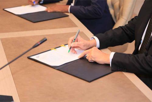 signing-ceremony (6)